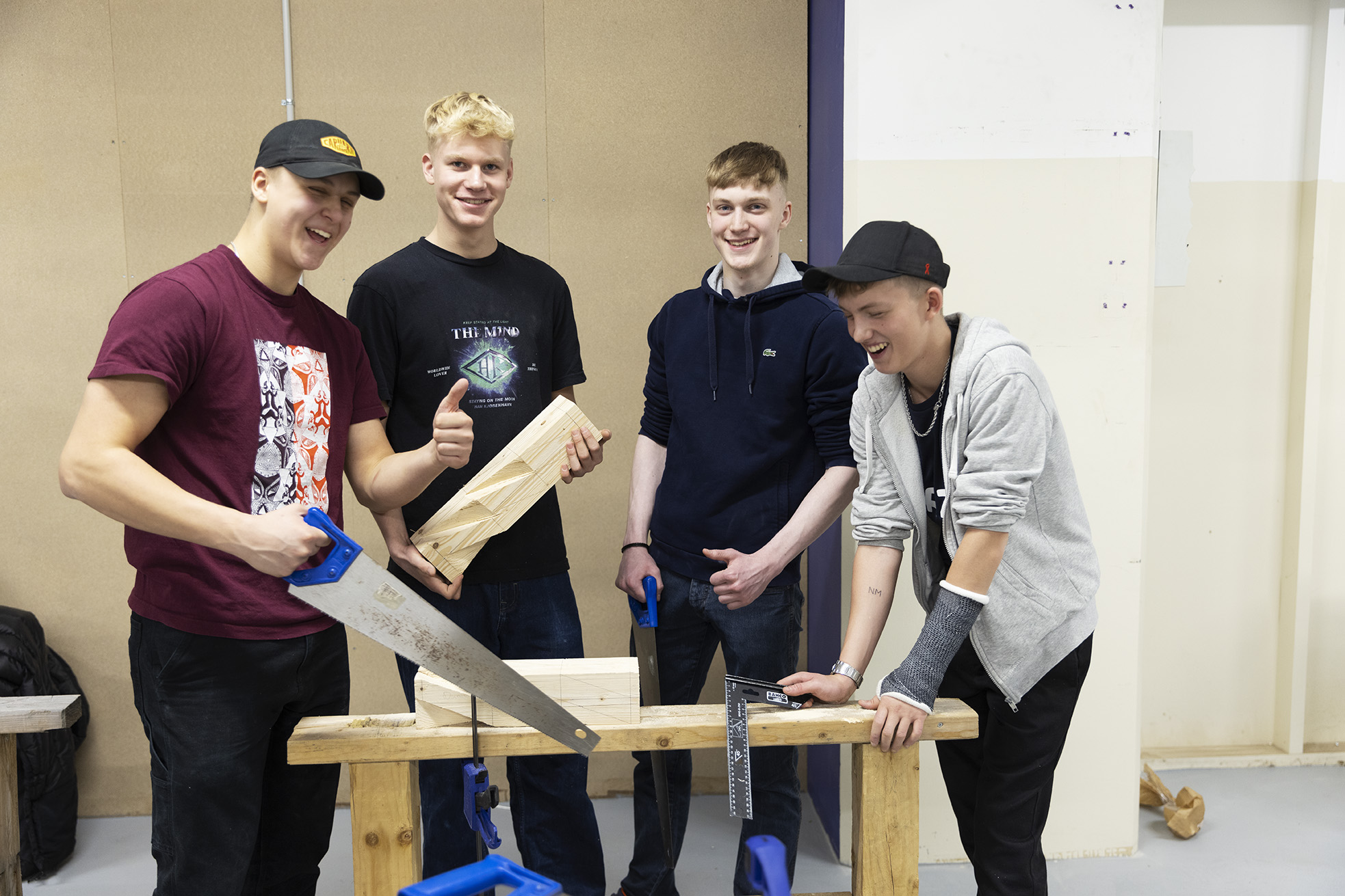 10. klasse - gruppebillede tømrer (23).jpg